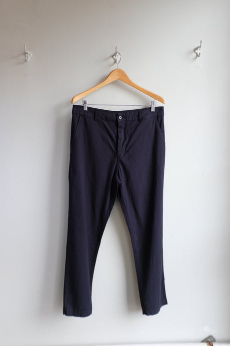 Universal Works - Military Chino - Navy Seersucker - flat front