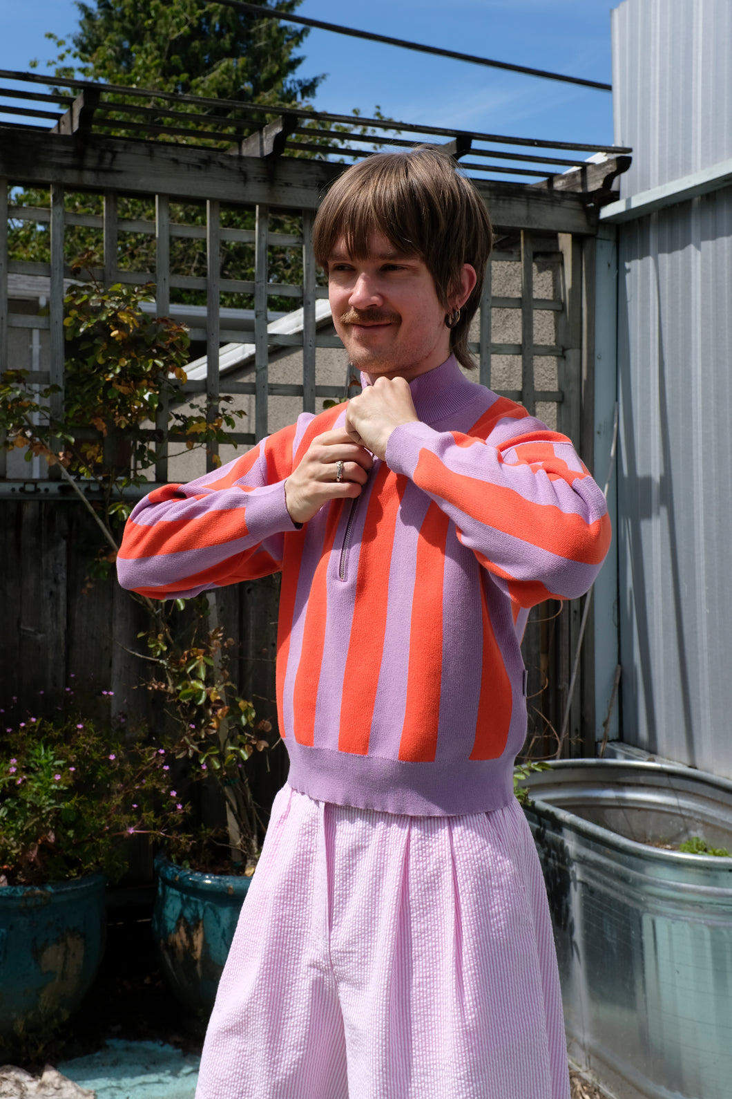 Wemoto - Manon Pullover Sweater - Coral - front