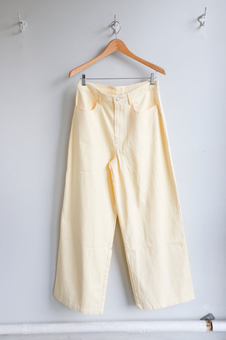 Wemoto - Stef Twill Pant - Vanilla - flat front