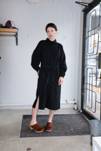 Load image into Gallery viewer, Wemoto - Josie Cotton Twill Shirt Dress - Black - front
