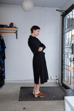 Load image into Gallery viewer, Wemoto - Josie Cotton Twill Shirt Dress - Black - side

