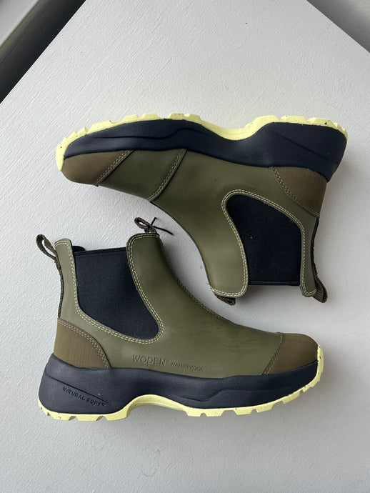 Siri Waterproof Boot - Dark Olive/Pale Lime