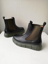 Load image into Gallery viewer, Woden Tove Chelsea Boot - Black
