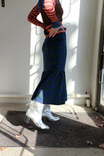 Load image into Gallery viewer, Allison Wonderland - Shipton Skirt - Plaid - side
