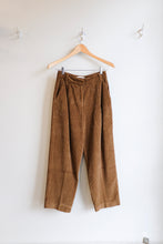Load image into Gallery viewer, YMC - Market Trouser - Brown Corduroy - flat front
