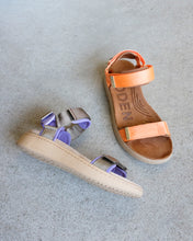 Load image into Gallery viewer, two color ways of the Woden line sandal - tiger and orchid/dark olive
