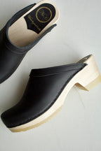 Old School Clog on Mid Heel - Black