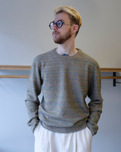 Load image into Gallery viewer, apc - andrew sweater - light khaki - dom front
