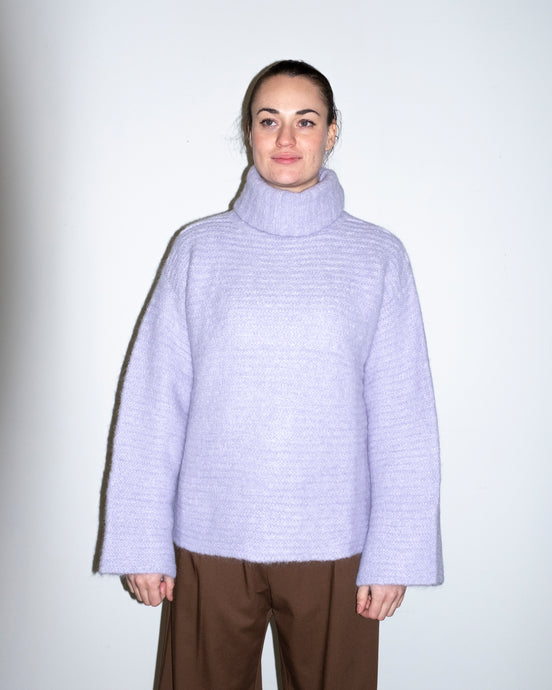 APC Tess Sweater - Lilac - front