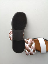 Load image into Gallery viewer, Ateliers Cypress Woven Straps Slide - White
