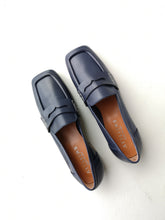 Load image into Gallery viewer, Ateliers Savannah Ballerina Flat - Blue Leather
