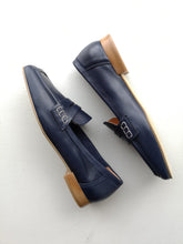 Load image into Gallery viewer, Ateliers Savannah Ballerina Flat - Blue Leather
