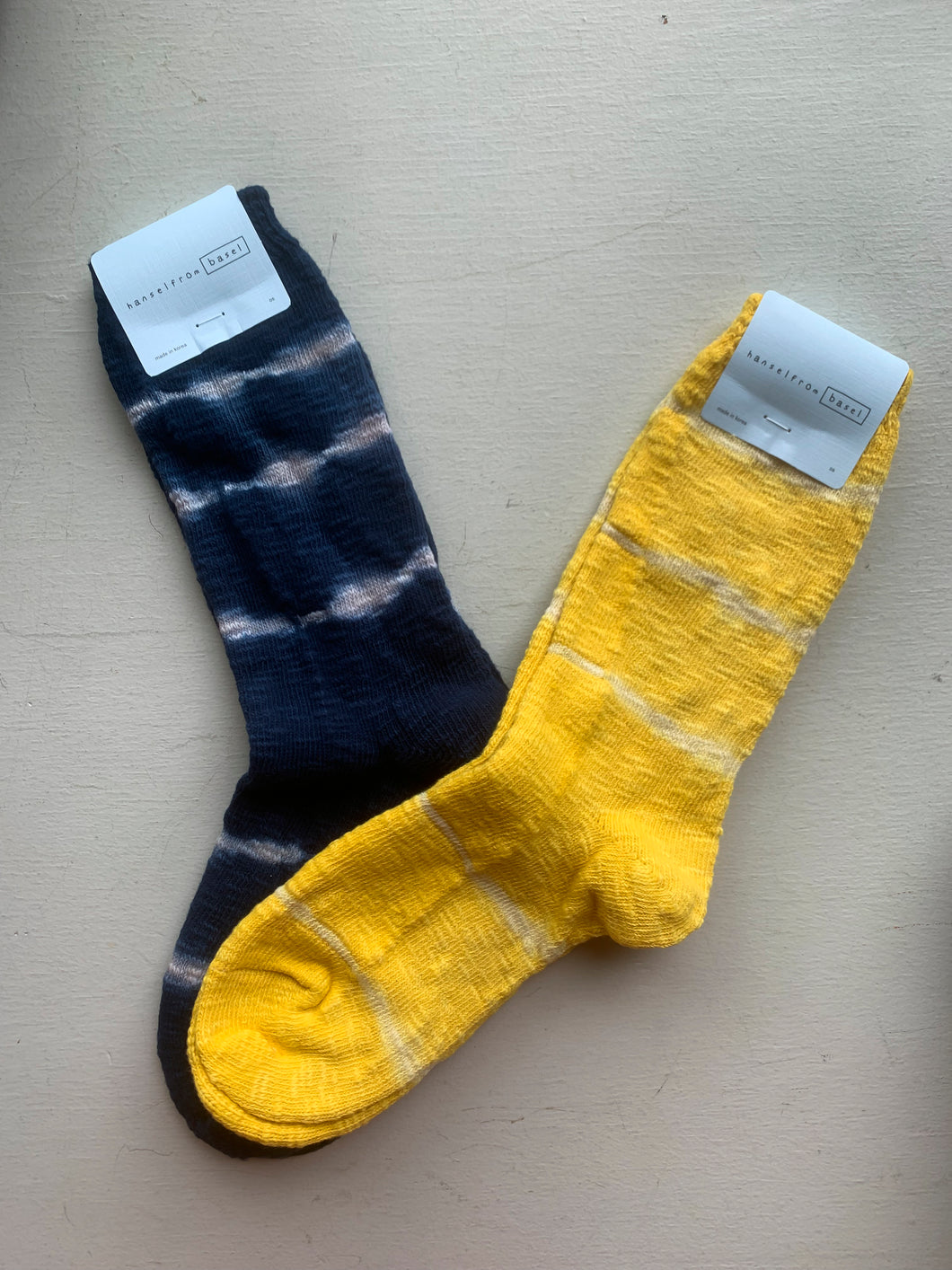 Hansel from Basel - Sweet Tie Dye Crew in Navy or Yellow