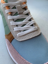Load image into Gallery viewer, Ronja Sneaker - Algae Multi - closeup detail of laces and front toe
