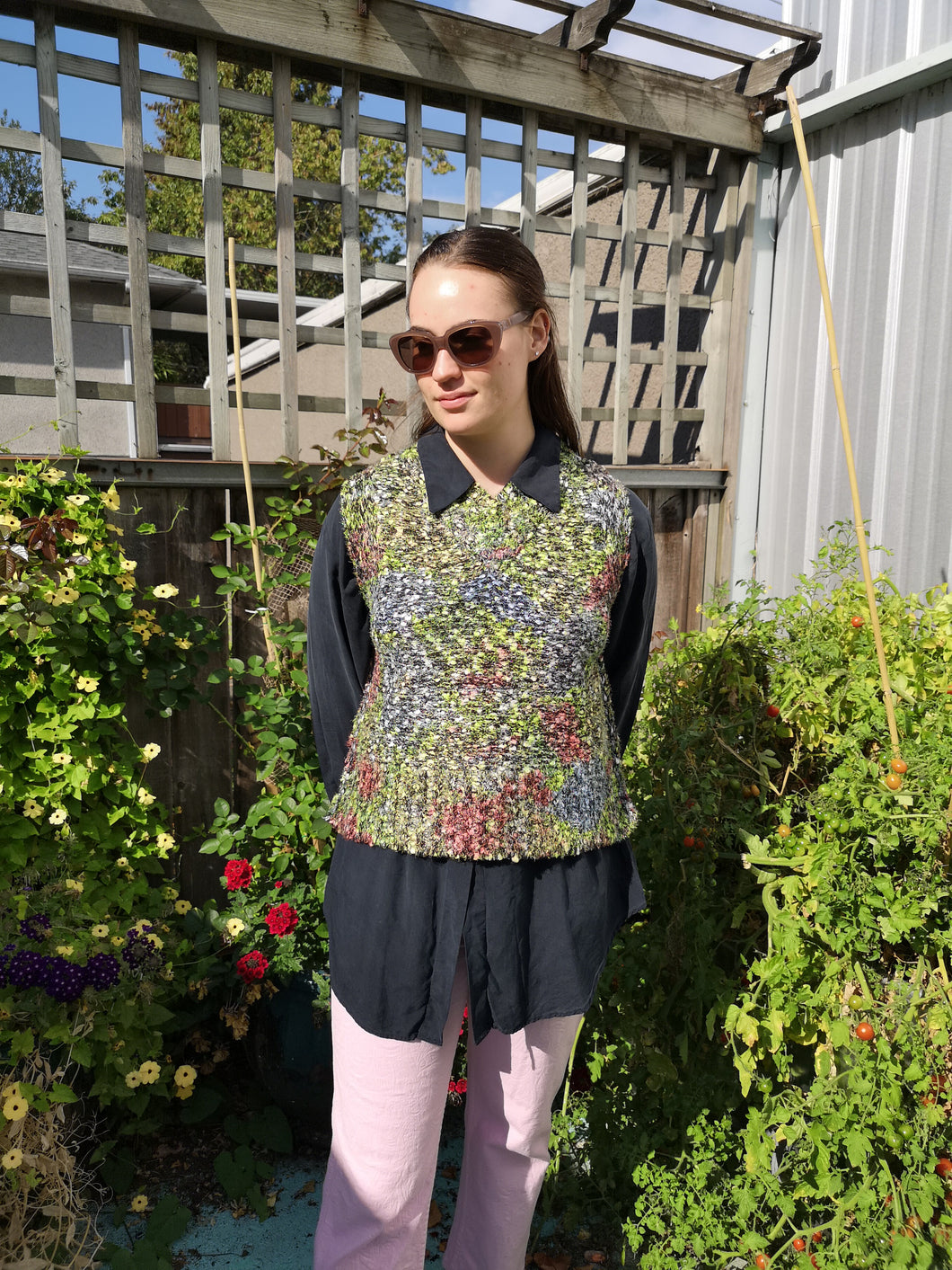 Ka Wa Key - Faded Melange Floral V-neck Sweater - Neon Garden - front
