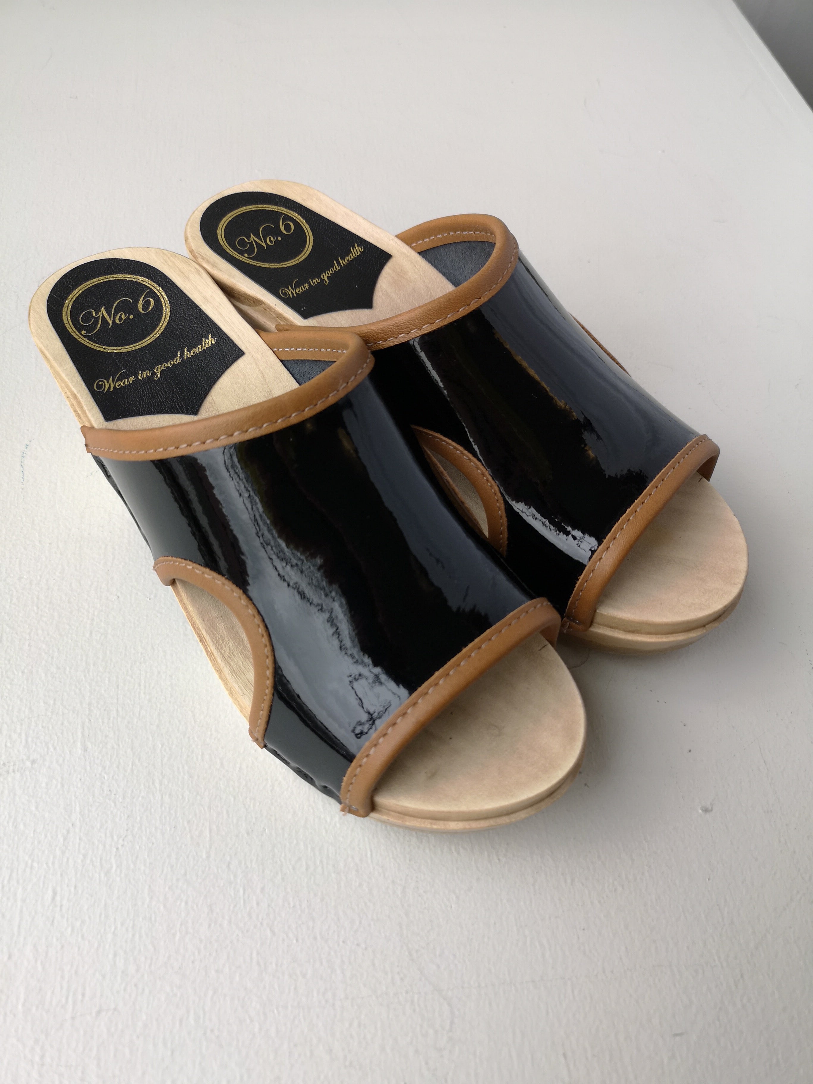 No.6 - Alexis Cut Out Clog on Mid Heel - Black Patent/Brown