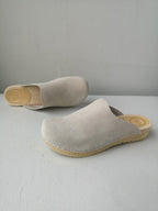No.6 - Contour Clog on Flat Base - Chalk Suede