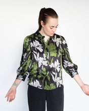 Load image into Gallery viewer, no.6 - Esme Shirt - Midnight/Green Tulips - front
