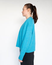 Load image into Gallery viewer, Samsoe Samsoe Amaris V-Neck Sweater - Barrier Reef - side
