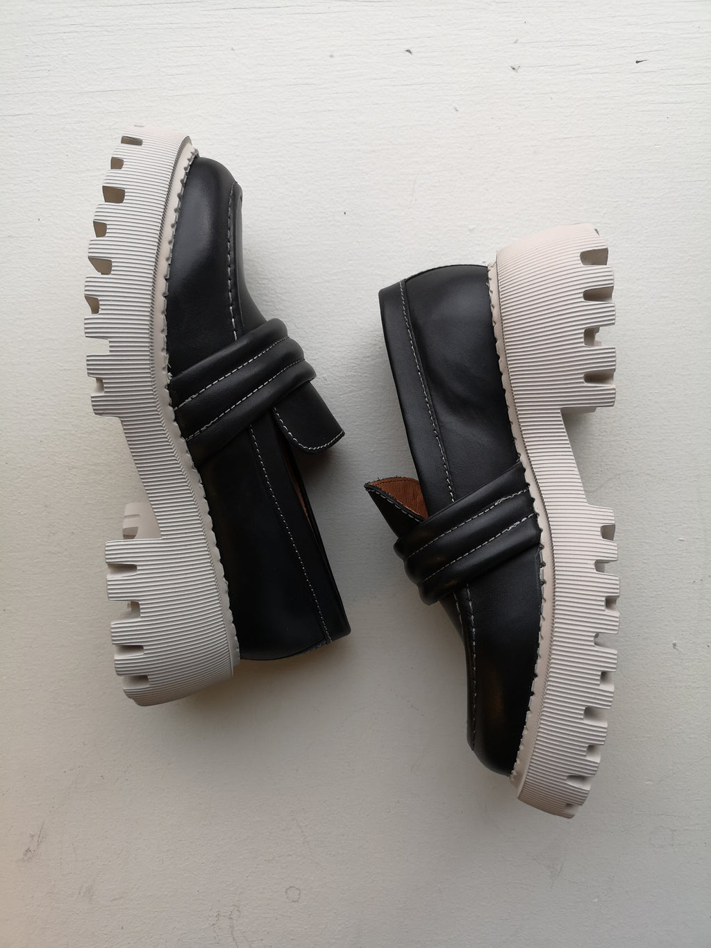 Shoe The Bear Posey Loafer - Black Contrast