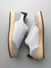 Load image into Gallery viewer, Woden Babtiste Lace Sneaker x STB - White/Green - sides of sneaker
